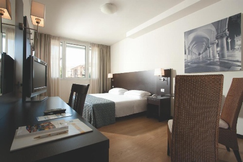 Hotel Delfino Venezia Mestre image 6